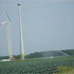 47. Éolienne avec nacelle